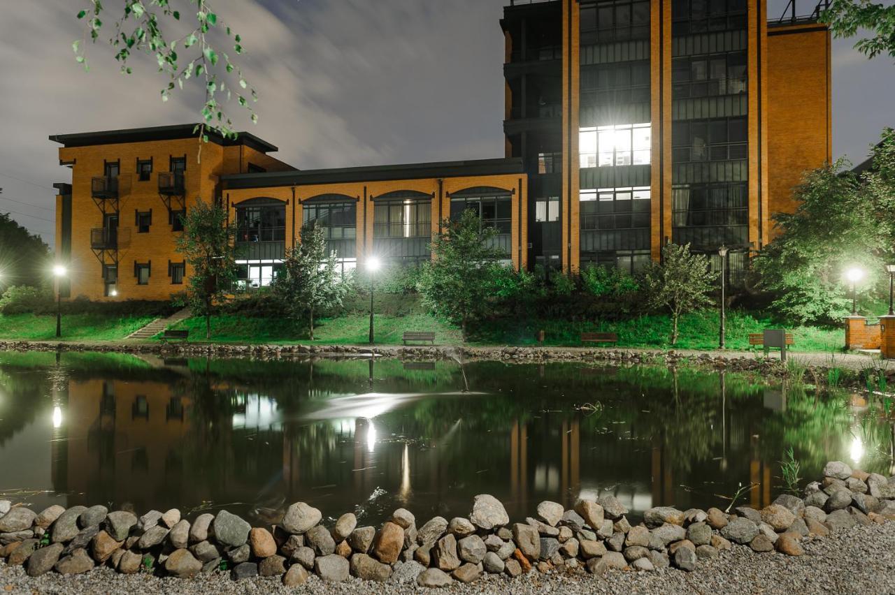 Lumina Loft Tymienieckiego With A View Of The Lake Лодз Екстериор снимка