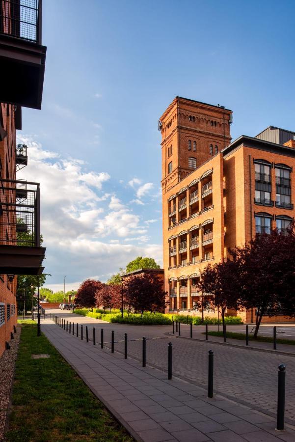 Lumina Loft Tymienieckiego With A View Of The Lake Лодз Екстериор снимка