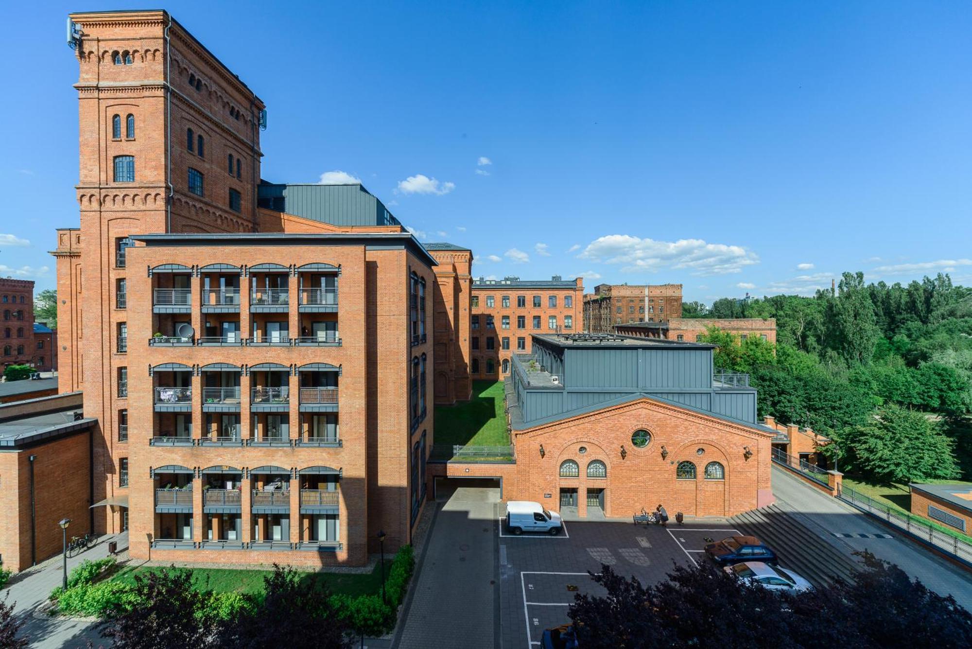Lumina Loft Tymienieckiego With A View Of The Lake Лодз Екстериор снимка