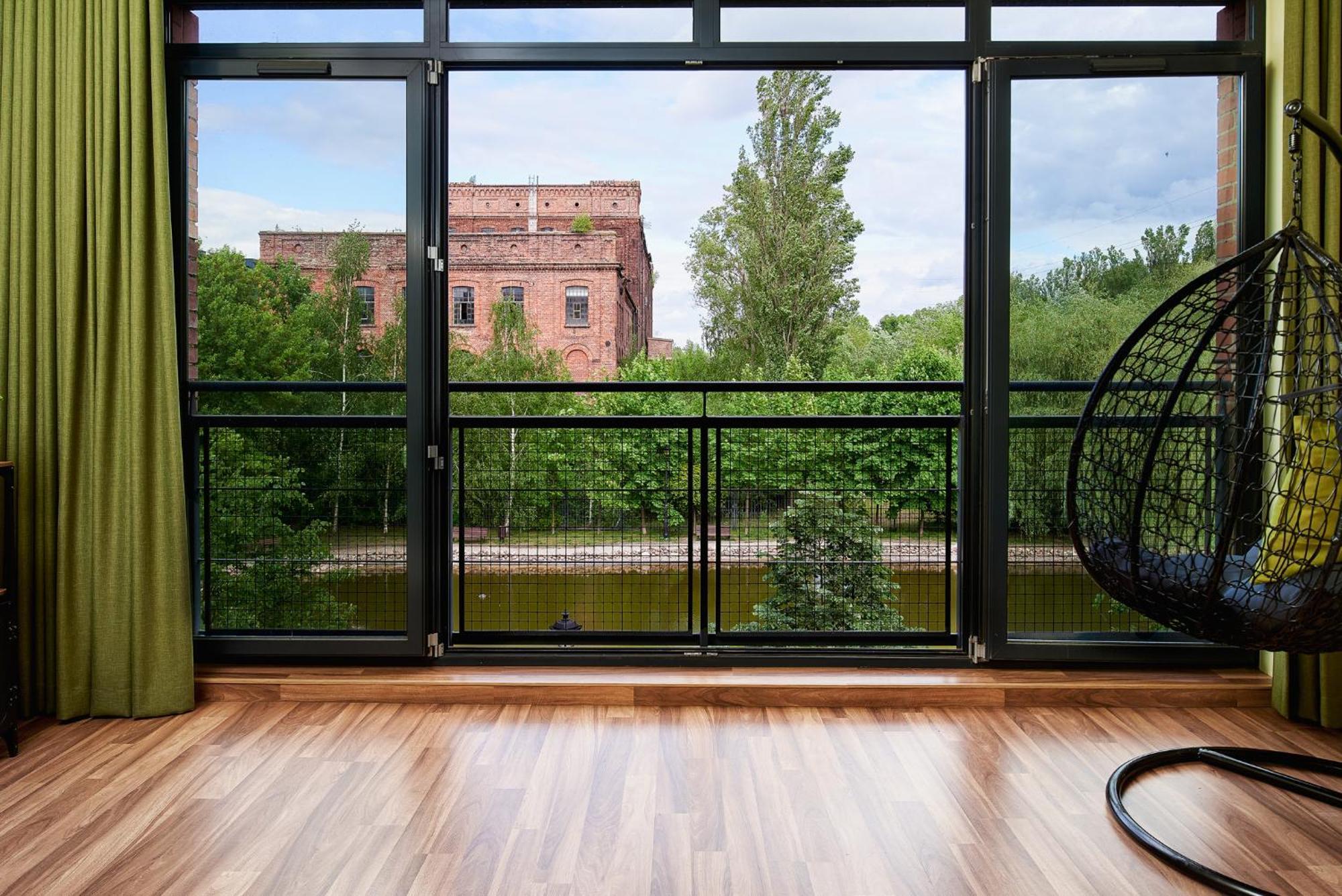 Lumina Loft Tymienieckiego With A View Of The Lake Лодз Екстериор снимка